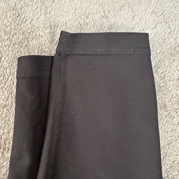 Old Navy. Active Leggings. Women’s S. Black. NWT. - Picture 2 of 6